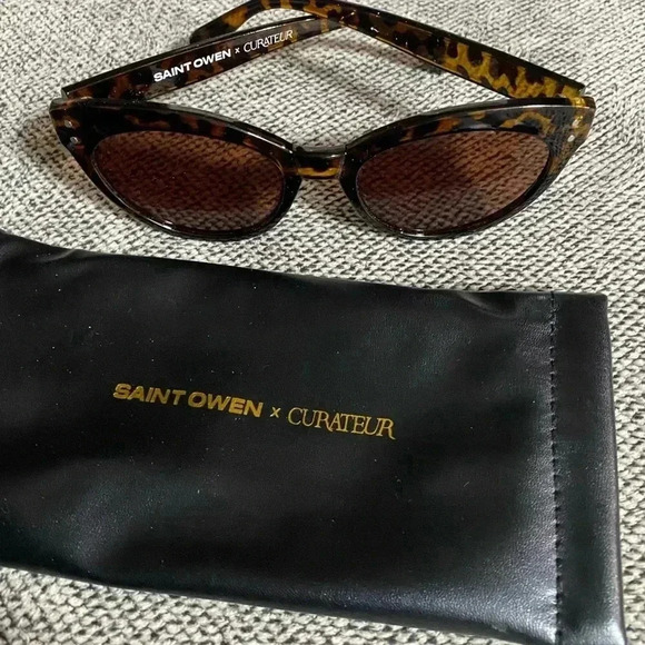SAINT OWEN x Curateur animal print sunglasses, Cat Eye shaped with pouch - Picture 6 of 11
